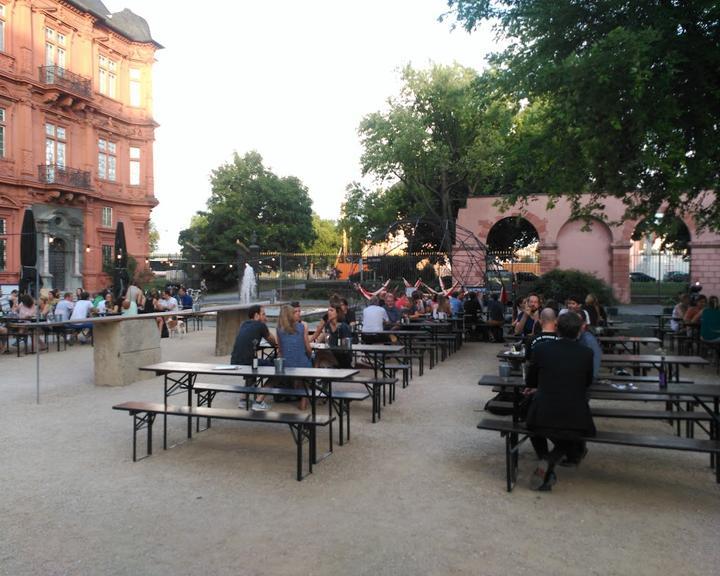 Eulchen Schlossbiergarten